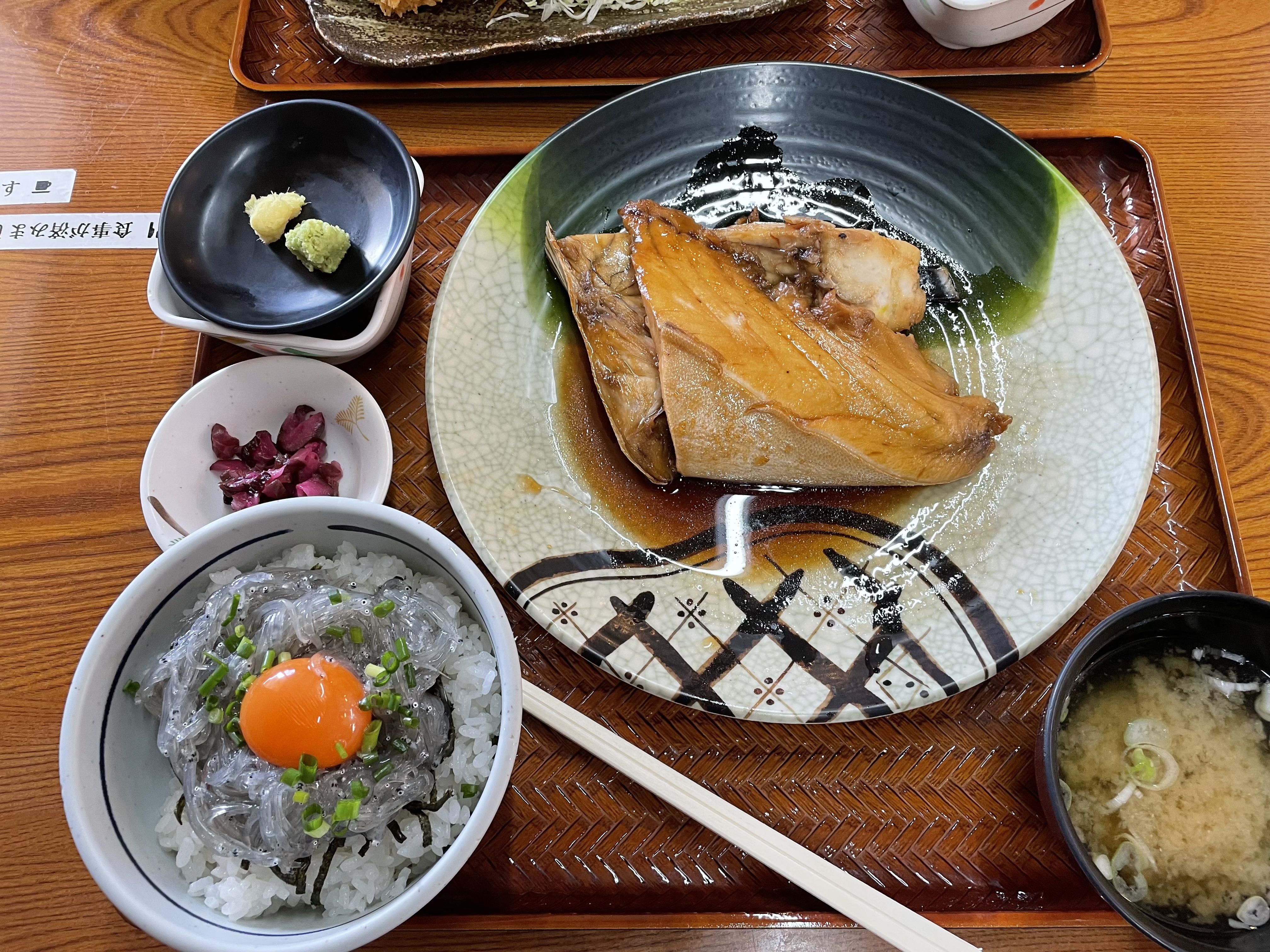 ぶりカマ煮定食